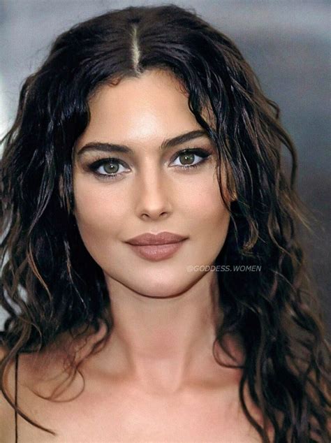 monica bellucci ethnicity.